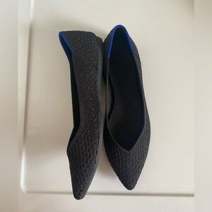 NWOT Rothy’s size 6 Black Slip-on flats pointed toe knit shoes